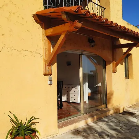 Lejlighed Rez-de-villa *