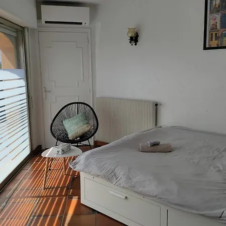 Rez-de-villa Lejlighed